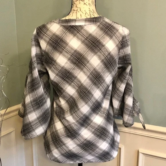 Lauren Ralph Lauren black/white plaid bellsleeves - Picture 6 of 11
